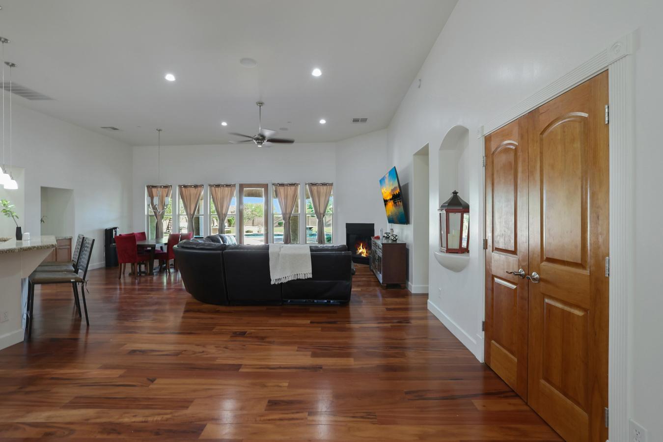 Goodyear, Arizona, 85338, United States, 5 Bedrooms Bedrooms, ,3 BathroomsBathrooms,Residential,For Sale,1973459