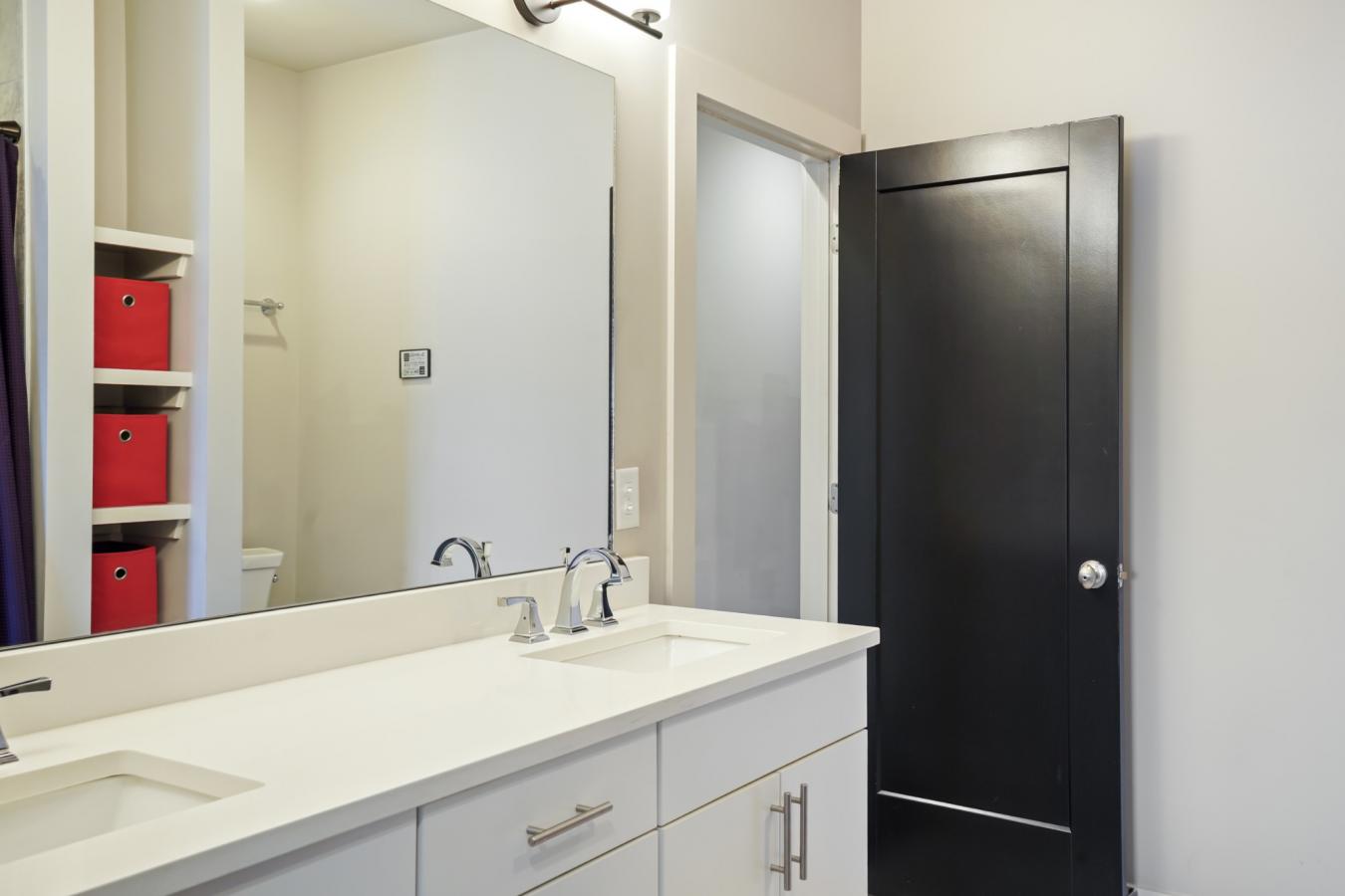 Nashville, Davidson County, TN, 37209, United States, 3 Bedrooms Bedrooms, ,3 BathroomsBathrooms,Residential,For Sale,1973447