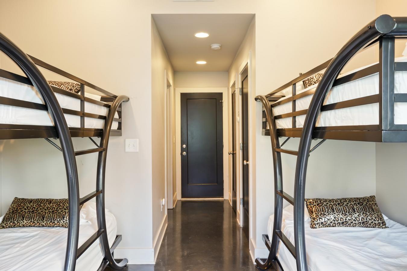 Nashville, Davidson County, TN, 37209, United States, 3 Bedrooms Bedrooms, ,3 BathroomsBathrooms,Residential,For Sale,1973447