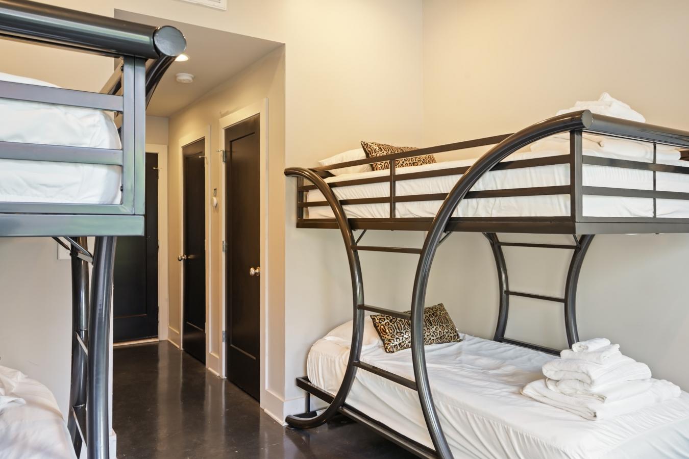 Nashville, Davidson County, TN, 37209, United States, 3 Bedrooms Bedrooms, ,3 BathroomsBathrooms,Residential,For Sale,1973447