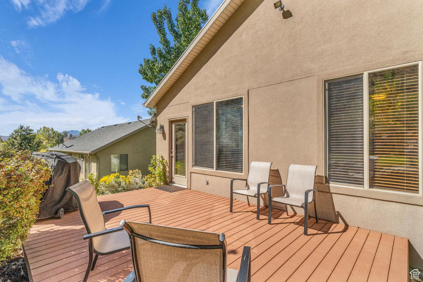 Draper, Salt Lake, 84020, United States, 5 Bedrooms Bedrooms, ,3 BathroomsBathrooms,Residential,For Sale,1973446