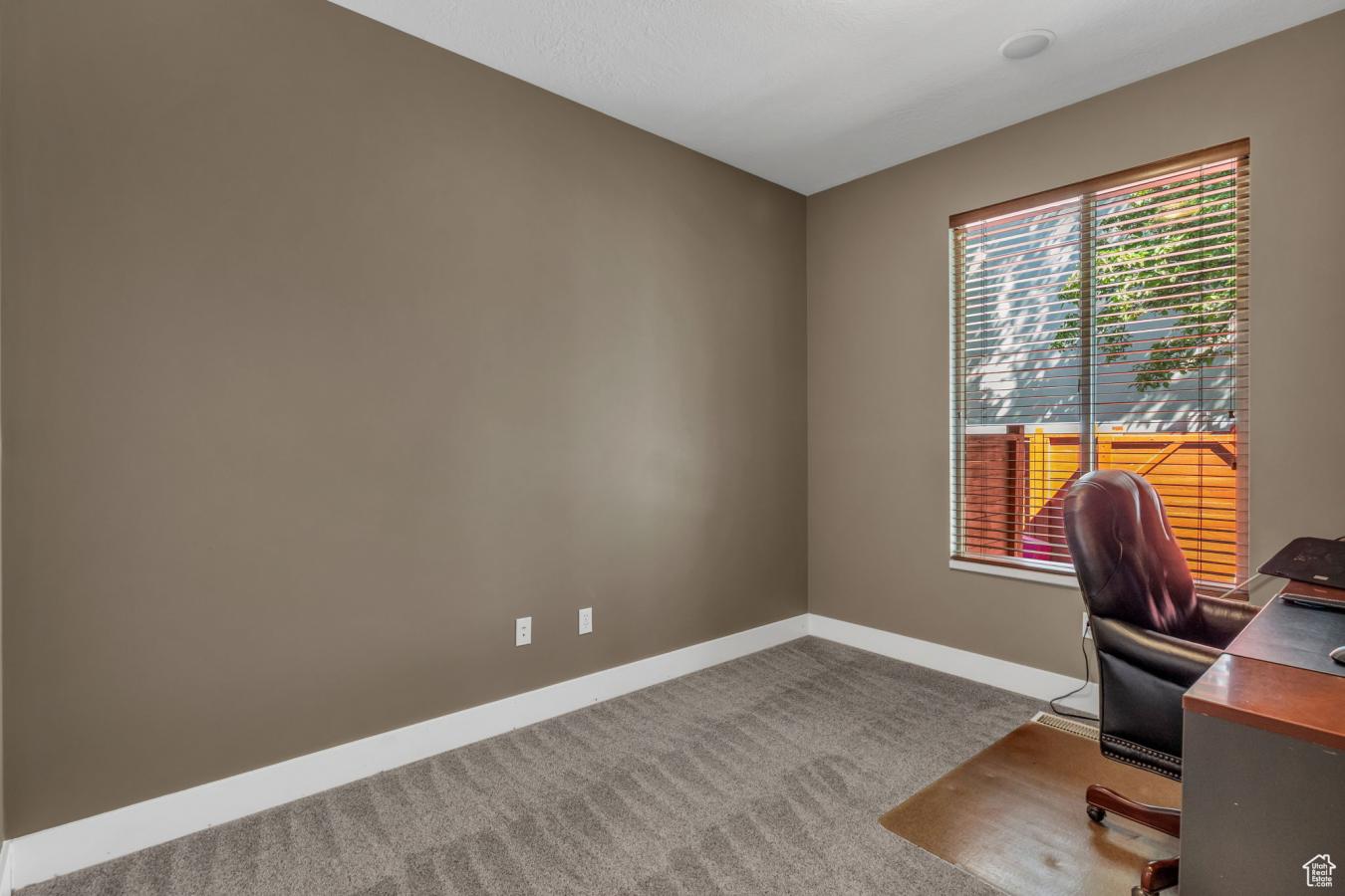 Draper, Salt Lake, 84020, United States, 5 Bedrooms Bedrooms, ,3 BathroomsBathrooms,Residential,For Sale,1973446