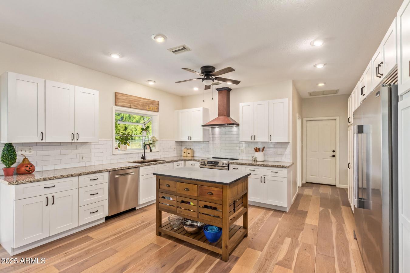 Queen Creek, Maricopa, 85142, United States, 6 Bedrooms Bedrooms, ,3 BathroomsBathrooms,Residential,For Sale,1973449