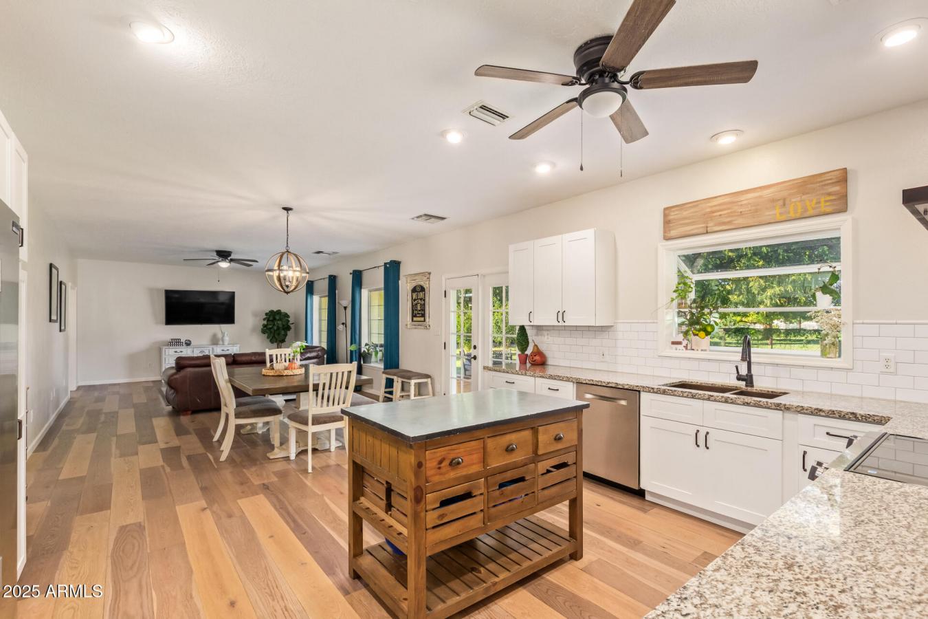 Queen Creek, Maricopa, 85142, United States, 6 Bedrooms Bedrooms, ,3 BathroomsBathrooms,Residential,For Sale,1973449