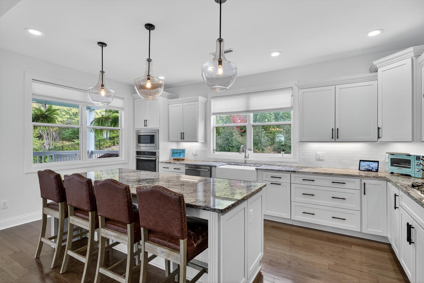 Cincinnati, Hamilton, 45226, United States, 3 Bedrooms Bedrooms, ,3 BathroomsBathrooms,Residential,For Sale,1973444