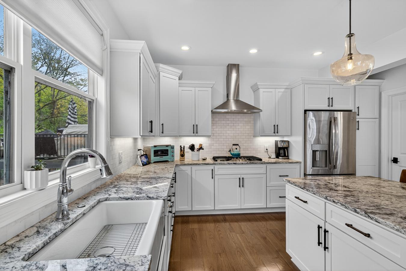 Cincinnati, Hamilton, 45226, United States, 3 Bedrooms Bedrooms, ,3 BathroomsBathrooms,Residential,For Sale,1973444