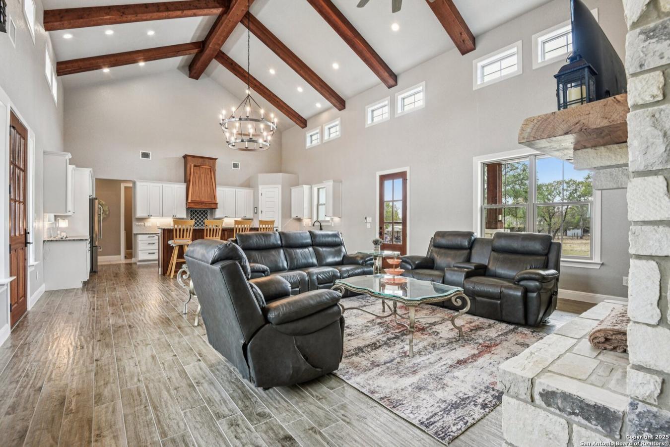 Adkins, Wilson, 78101, United States, 4 Bedrooms Bedrooms, ,3 BathroomsBathrooms,Residential,For Sale,1984647