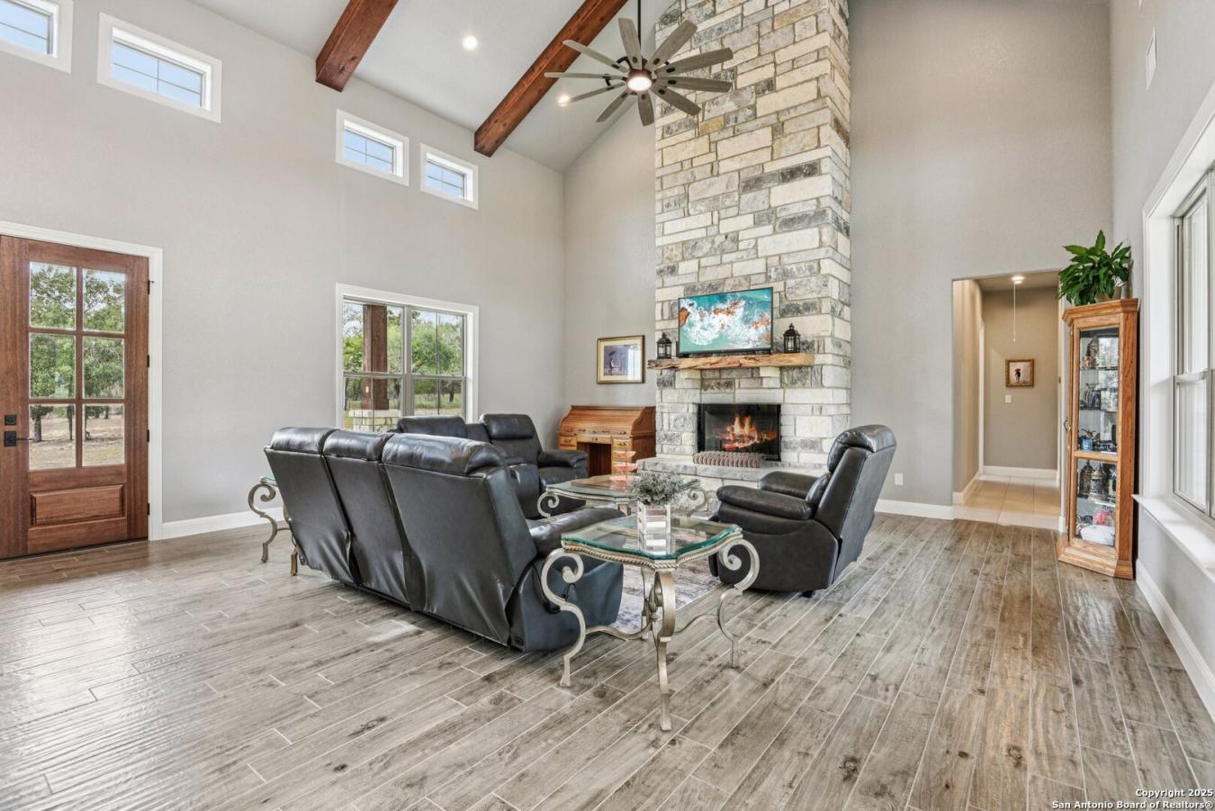 Adkins, Wilson, 78101, United States, 4 Bedrooms Bedrooms, ,3 BathroomsBathrooms,Residential,For Sale,1984647