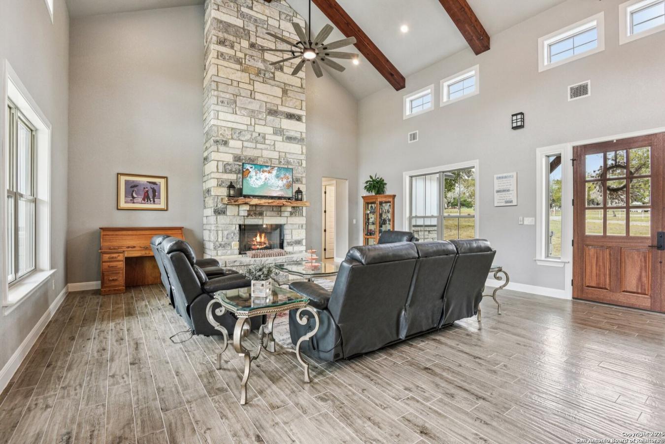 Adkins, Wilson, 78101, United States, 4 Bedrooms Bedrooms, ,3 BathroomsBathrooms,Residential,For Sale,1984647