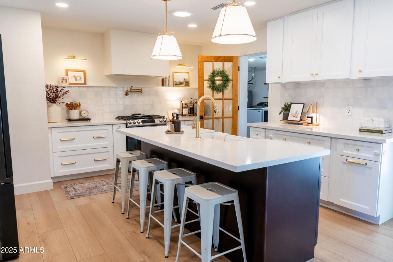 Phoenix, Maricopa, 85020, United States, 4 Bedrooms Bedrooms, ,3 BathroomsBathrooms,Residential,For Sale,1984646