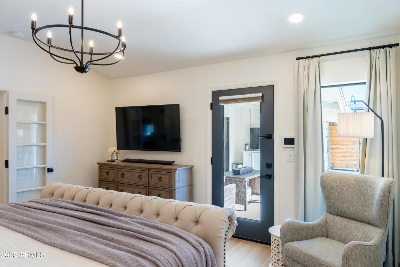 Phoenix, Maricopa, 85020, United States, 4 Bedrooms Bedrooms, ,3 BathroomsBathrooms,Residential,For Sale,1984646