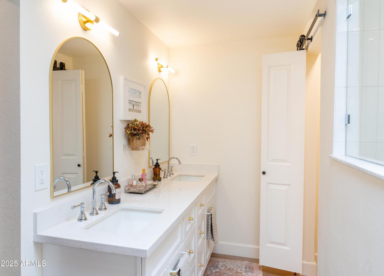 Phoenix, Maricopa, 85020, United States, 4 Bedrooms Bedrooms, ,3 BathroomsBathrooms,Residential,For Sale,1984646