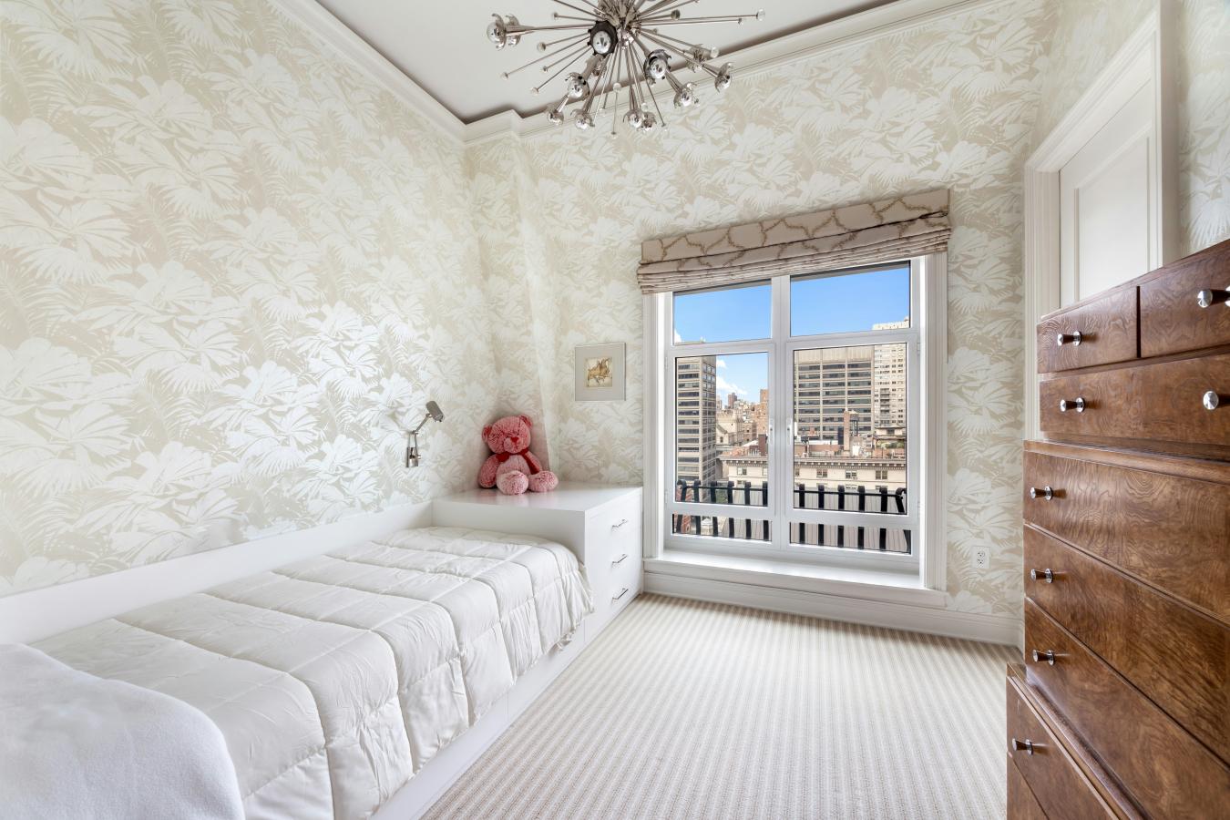 New York, New York, 10065, United States, 5 Bedrooms Bedrooms, ,5 BathroomsBathrooms,Residential,For Sale,1973629