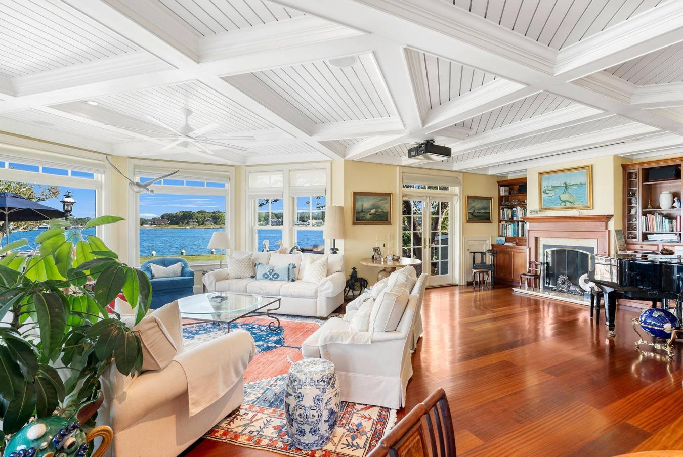 Sag Harbor, New York, 11963, United States, 4 Bedrooms Bedrooms, ,4 BathroomsBathrooms,Residential,For Sale,1973628