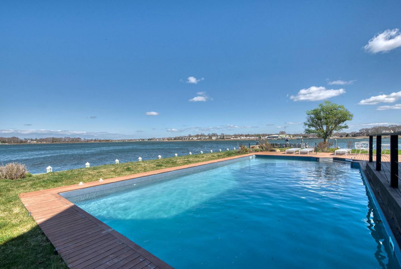 Sag Harbor, New York, 11963, United States, 4 Bedrooms Bedrooms, ,4 BathroomsBathrooms,Residential,For Sale,1973628