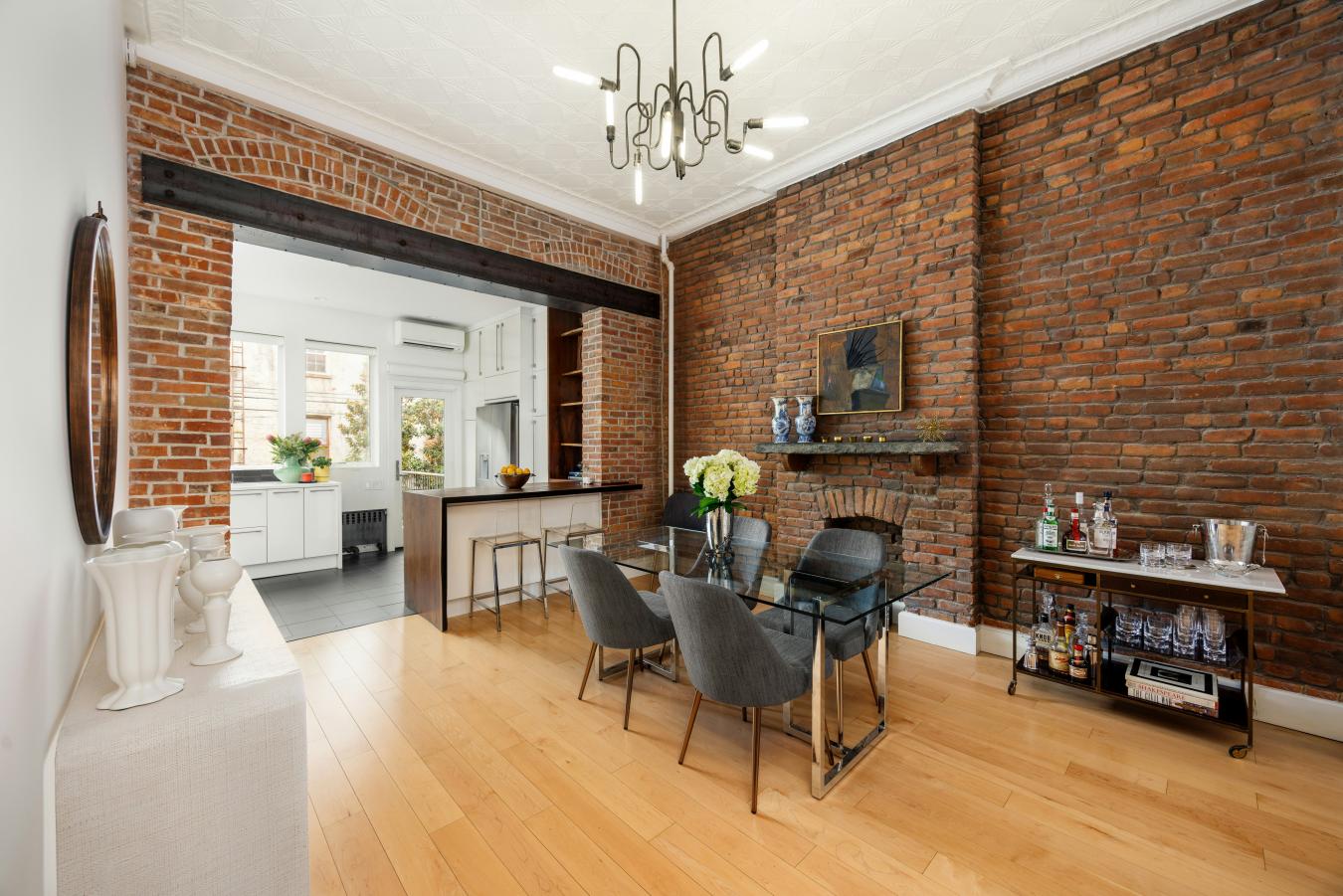 Carroll Gardens, New York, 11231, United States, 6 Bedrooms Bedrooms, ,4 BathroomsBathrooms,Residential,For Sale,1973627