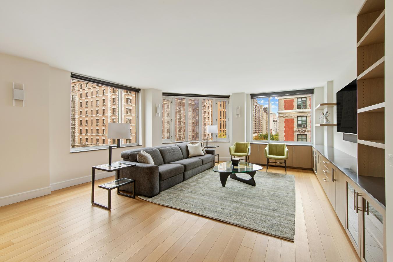 New York, New York, 10024, United States, 2 Bedrooms Bedrooms, ,2 BathroomsBathrooms,Residential,For Sale,1973626