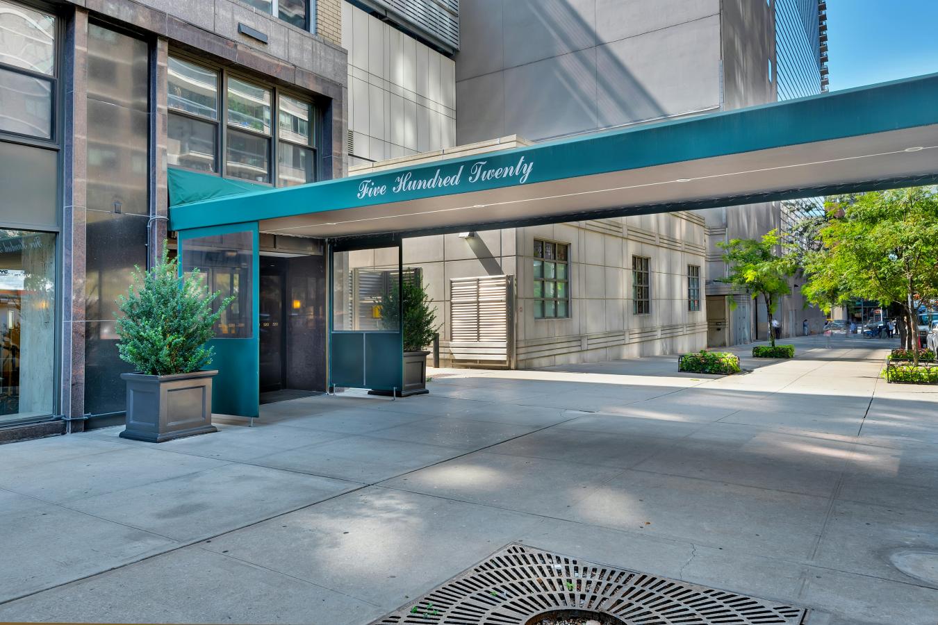 New York, New York, 10021, United States, 2 Bedrooms Bedrooms, ,2 BathroomsBathrooms,Residential,For Sale,1984642