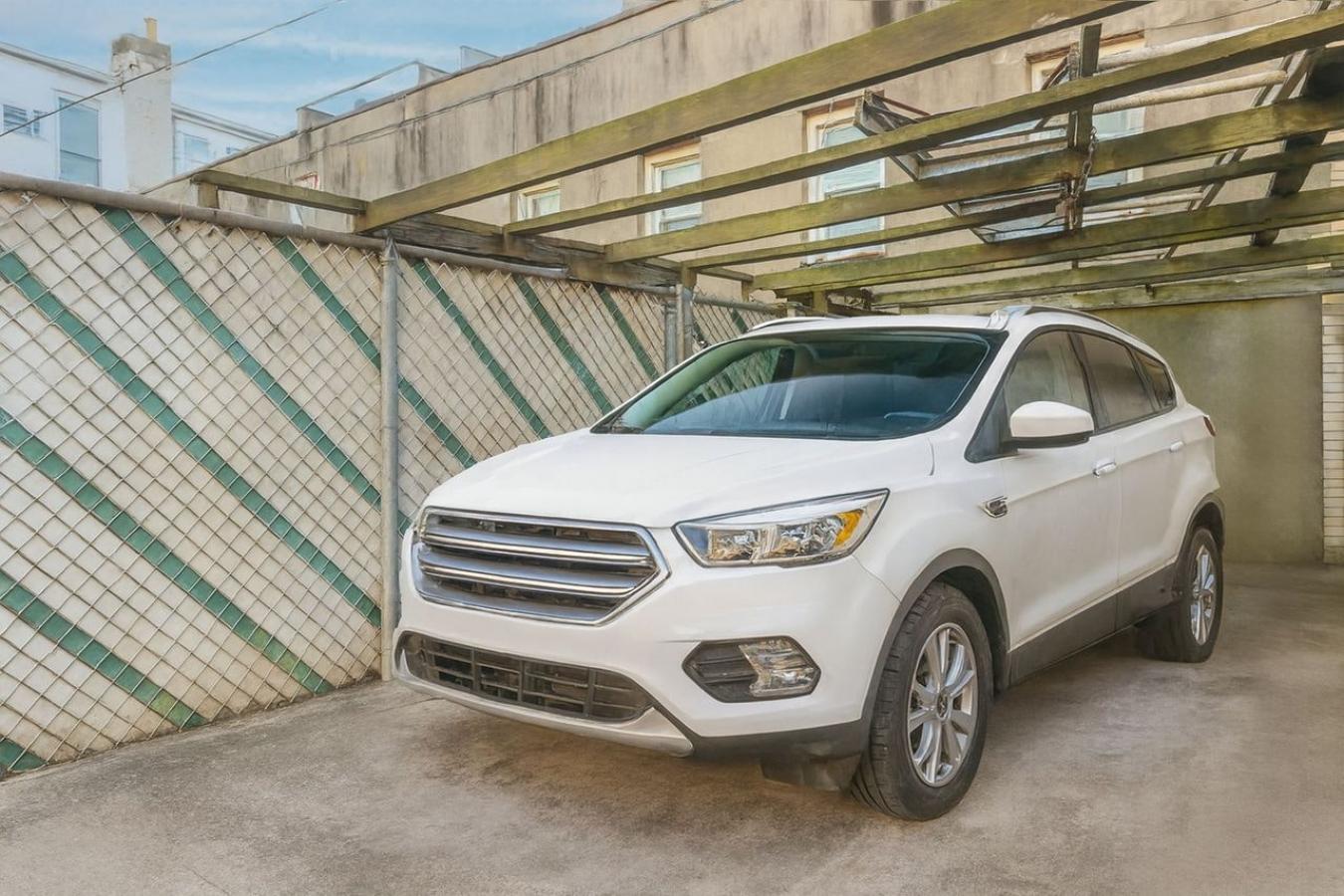 Brighton Beach, New York, 11235, United States, 2 Bedrooms Bedrooms, ,2 BathroomsBathrooms,Residential,For Sale,1984641