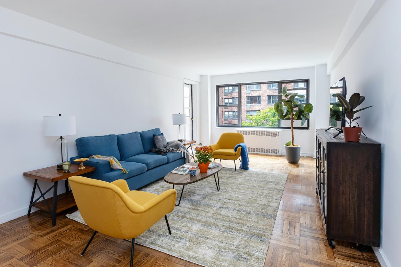 New York, New York, 10021, United States, 3 Bedrooms Bedrooms, ,2 BathroomsBathrooms,Residential,For Sale,1984639