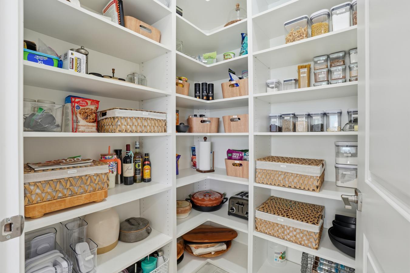 Estero, Lee, 33928, United States, 23 Bedrooms Bedrooms, ,3 BathroomsBathrooms,Residential,For Sale,1984640