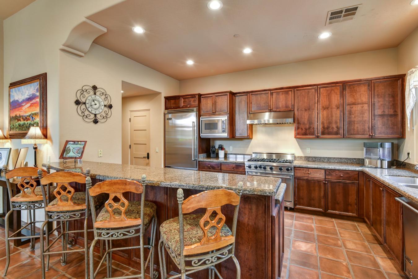 Gold Canyon, Pinal, 85118, United States, 4 Bedrooms Bedrooms, ,4 BathroomsBathrooms,Residential,For Sale,1984637