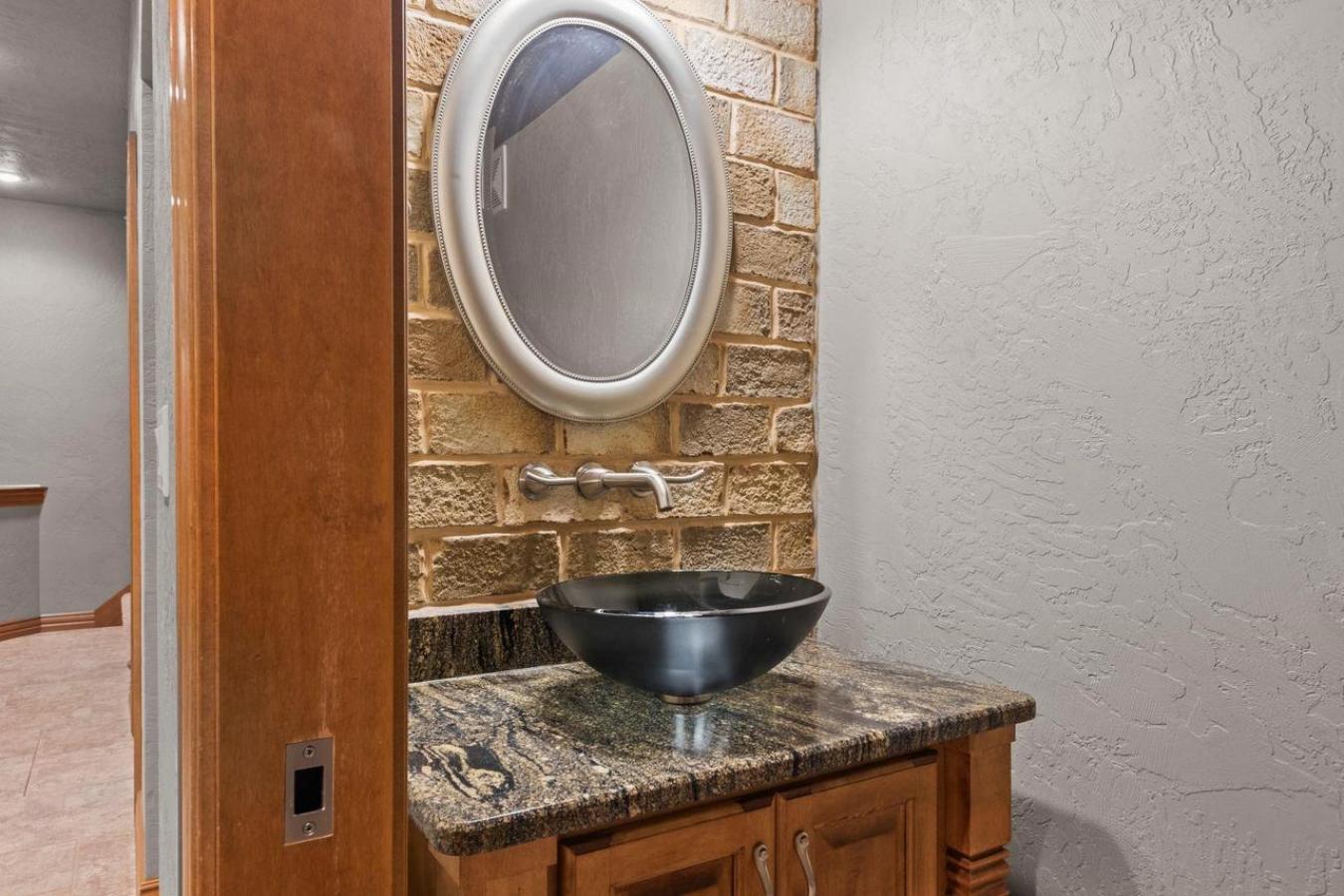 GREEN BAY, BROWN, 54302, United States, ,Residential,For Sale,1985814