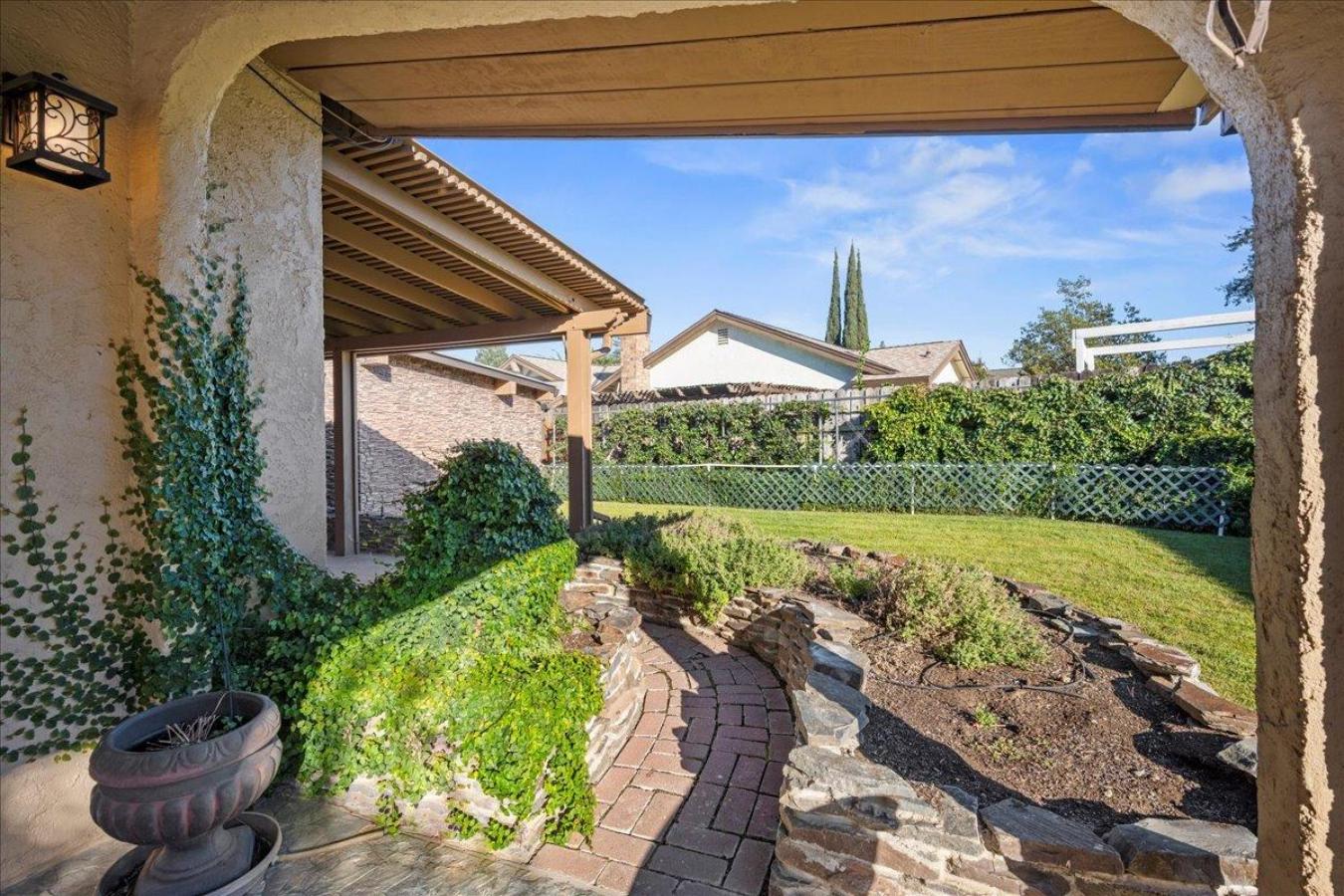 Roseville, Placer, 95661, United States, 4 Bedrooms Bedrooms, ,1 BathroomBathrooms,Residential,For Sale,1984635