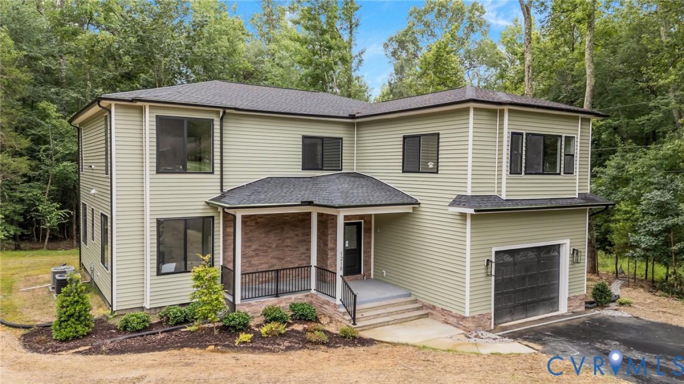 Midlothian, Chesterfield, 23114, United States, 5 Bedrooms Bedrooms, ,3 BathroomsBathrooms,Residential,For Sale,1985813