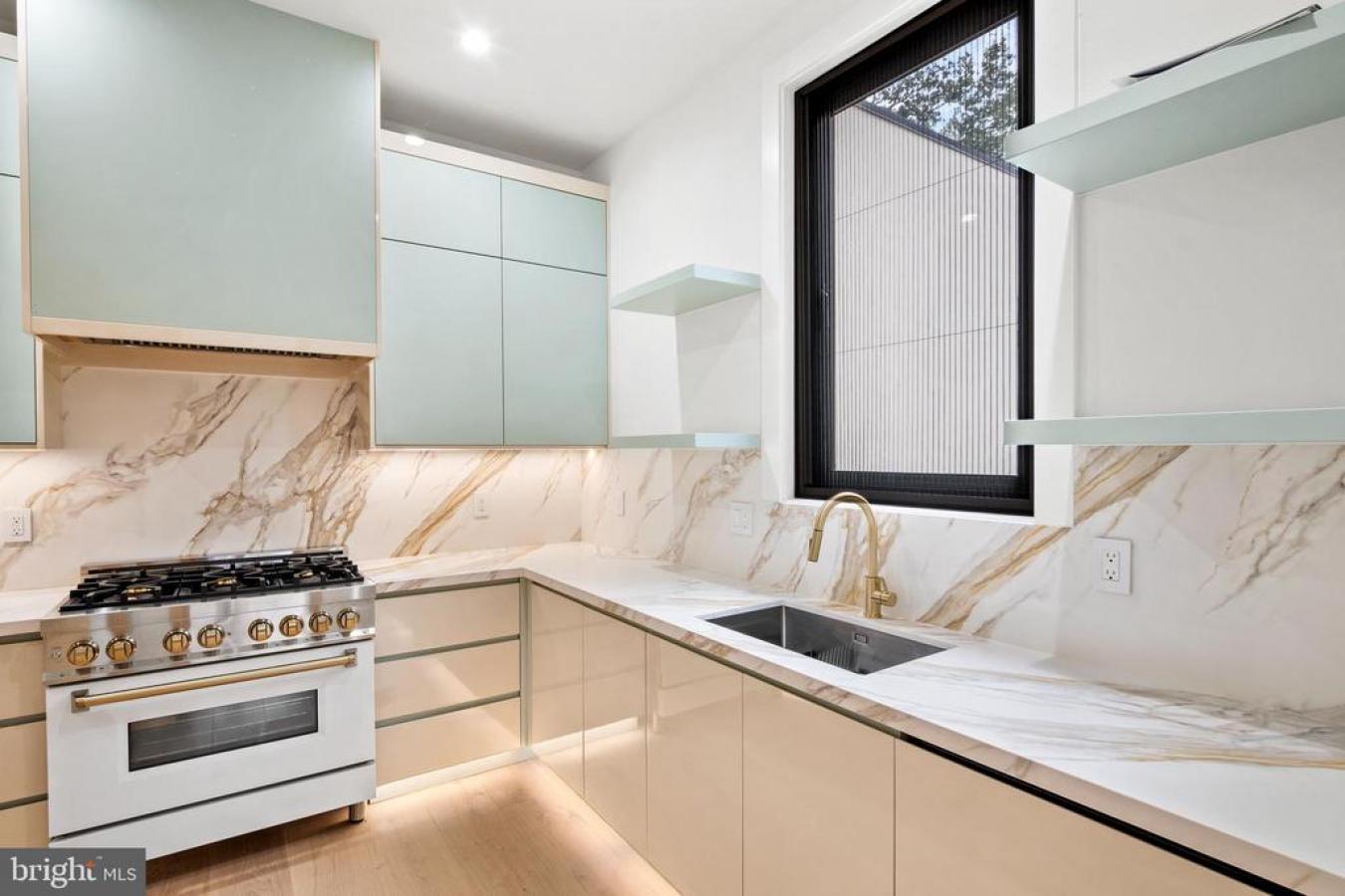 MCLEAN, FAIRFAX, 22101, United States, 7 Bedrooms Bedrooms, ,8 BathroomsBathrooms,Residential,For Sale,1985810