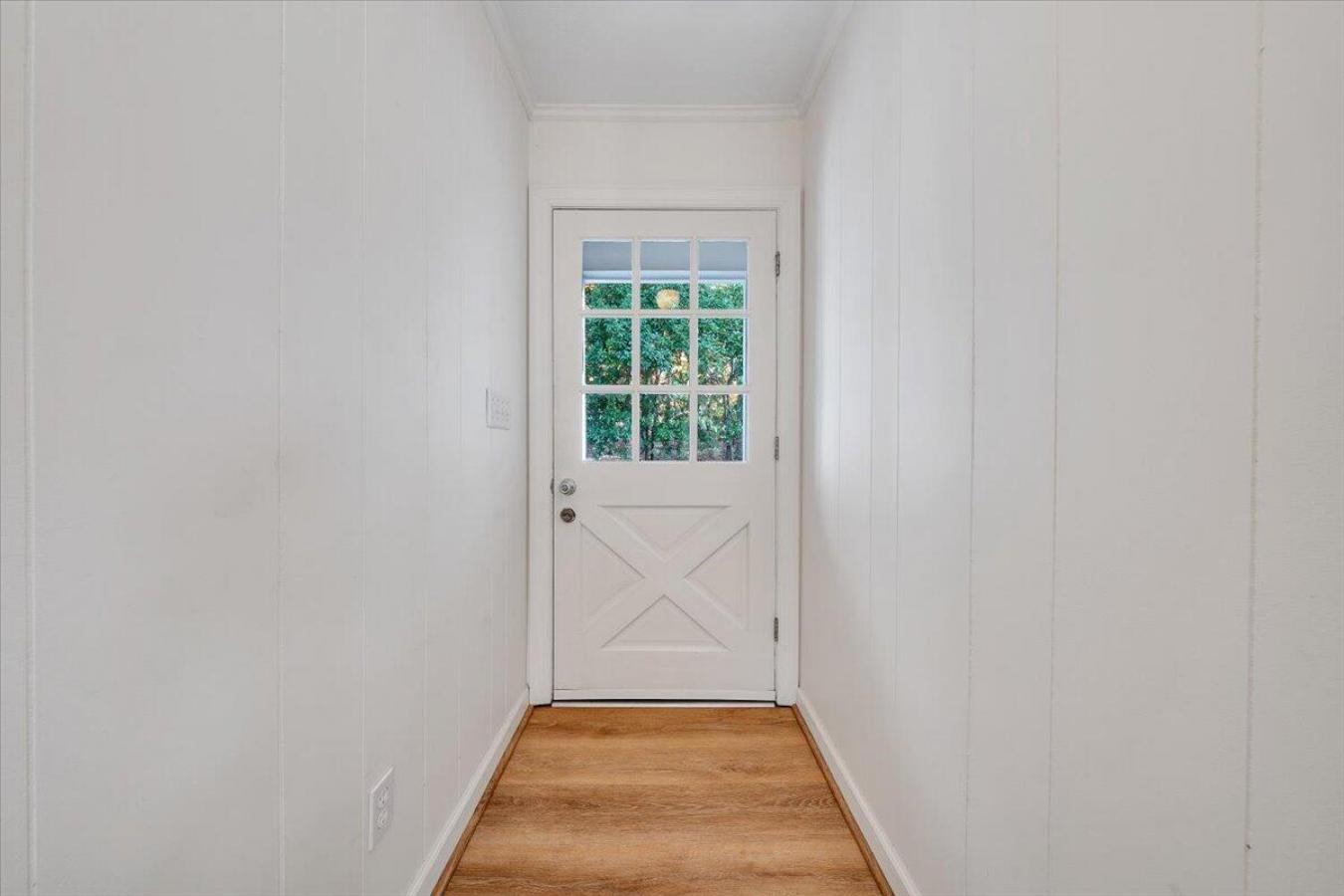 Huddleston, Bedford County, 24104, United States, 4 Bedrooms Bedrooms, ,2 BathroomsBathrooms,Residential,For Sale,1985811