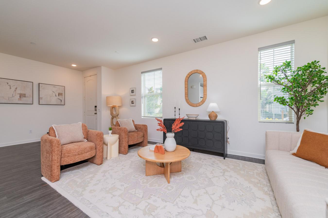 Ontario, San Bernardino, 91762, United States, 3 Bedrooms Bedrooms, ,3 BathroomsBathrooms,Residential,For Sale,1985806