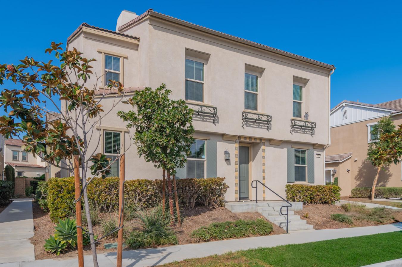 Ontario, San Bernardino, 91762, United States, 3 Bedrooms Bedrooms, ,3 BathroomsBathrooms,Residential,For Sale,1985806