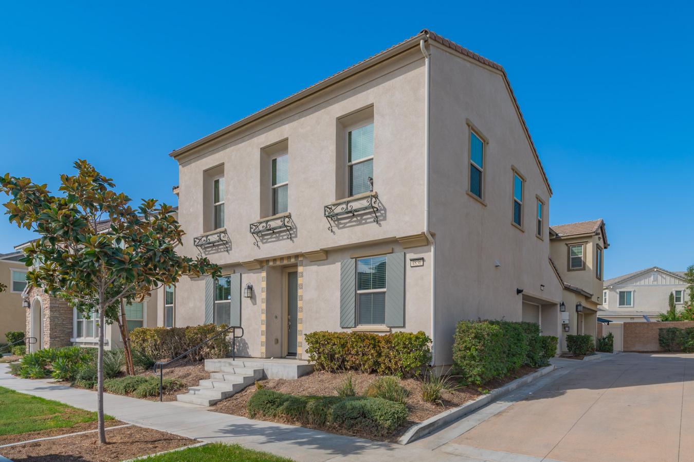 Ontario, San Bernardino, 91762, United States, 3 Bedrooms Bedrooms, ,3 BathroomsBathrooms,Residential,For Sale,1985806