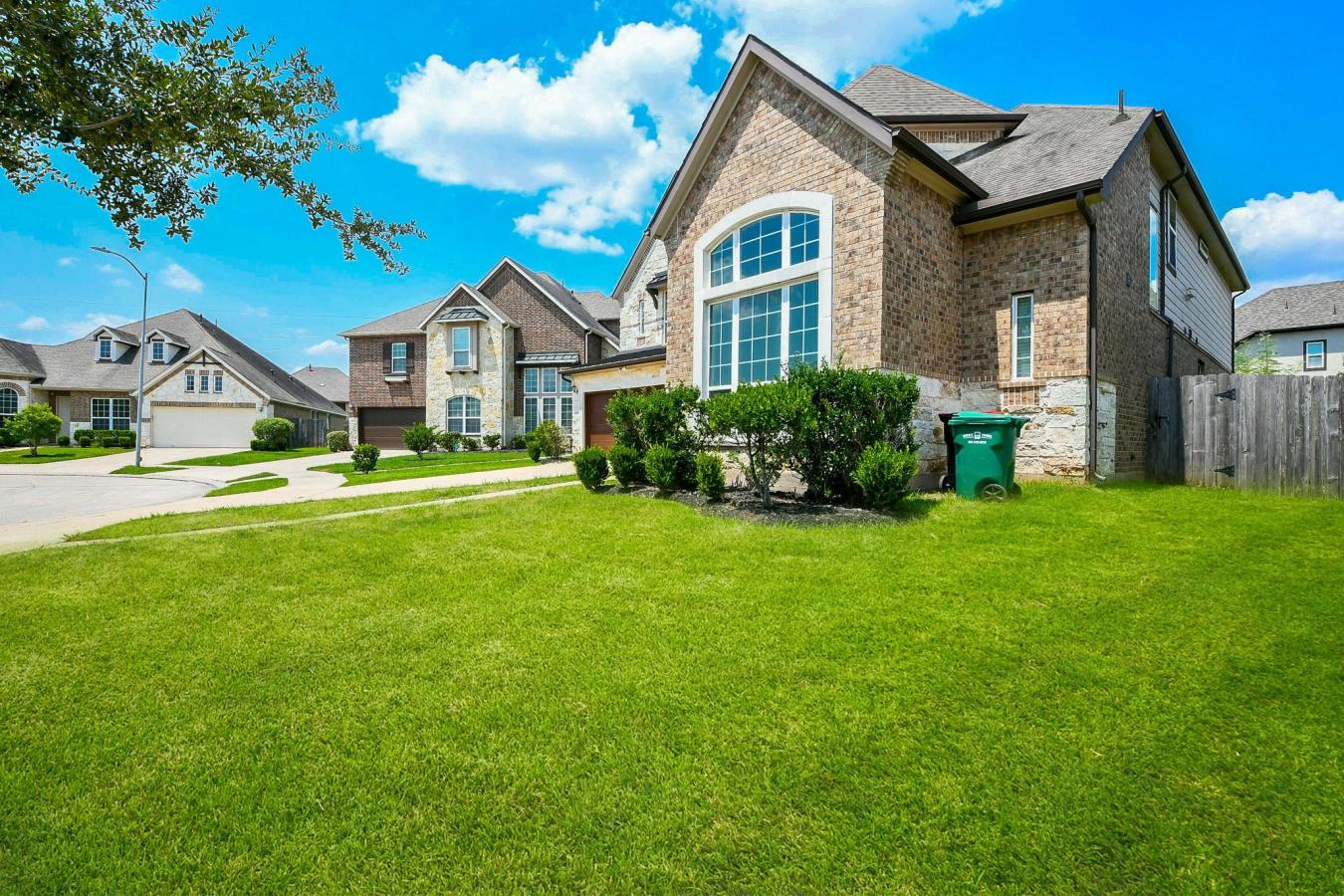 Sugar Land, Fort Bend, 77479, United States, ,Residential,For Sale,1985804