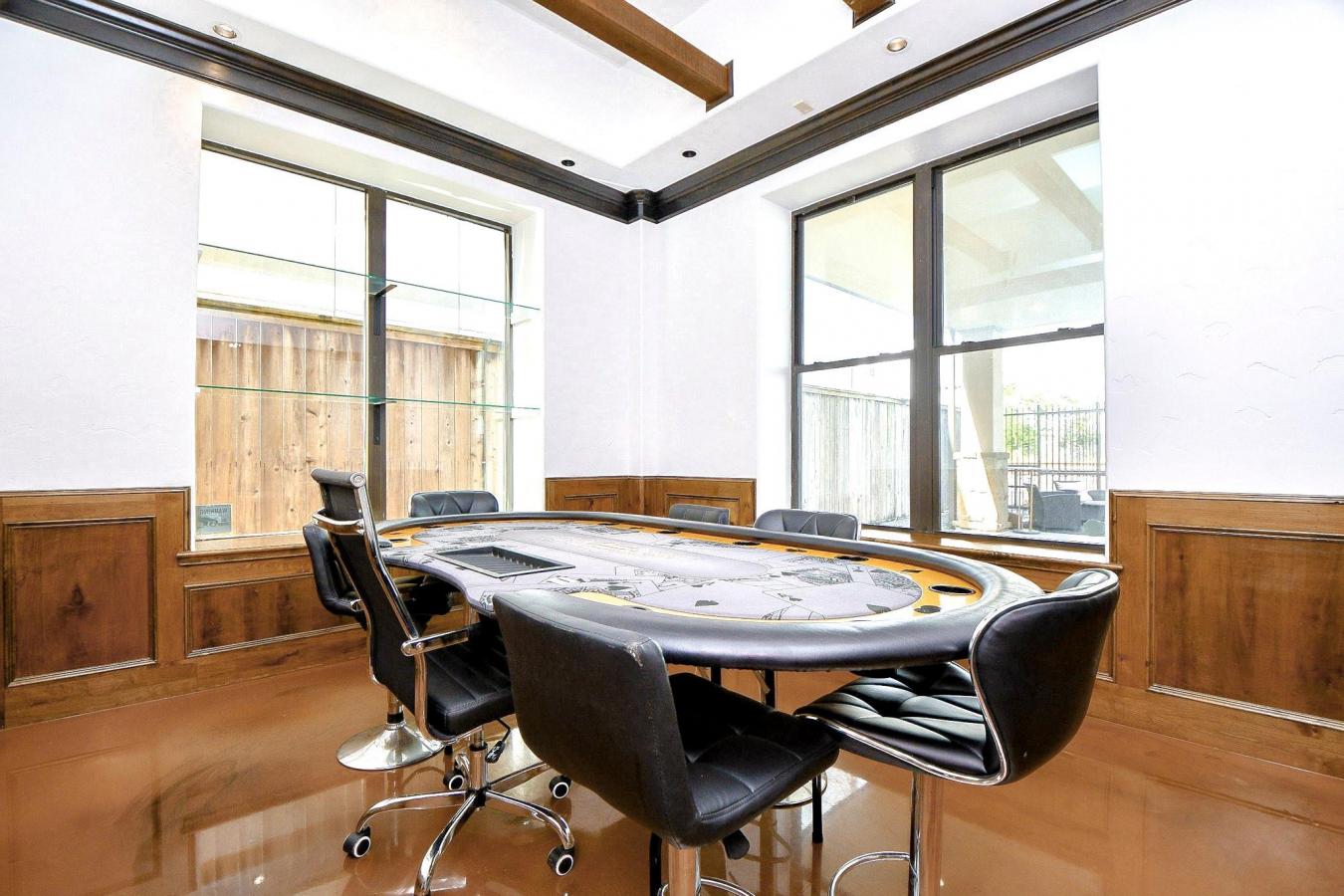 Houston, Harris, 77007, United States, 3 Bedrooms Bedrooms, ,4 BathroomsBathrooms,Residential,For Sale,1985803