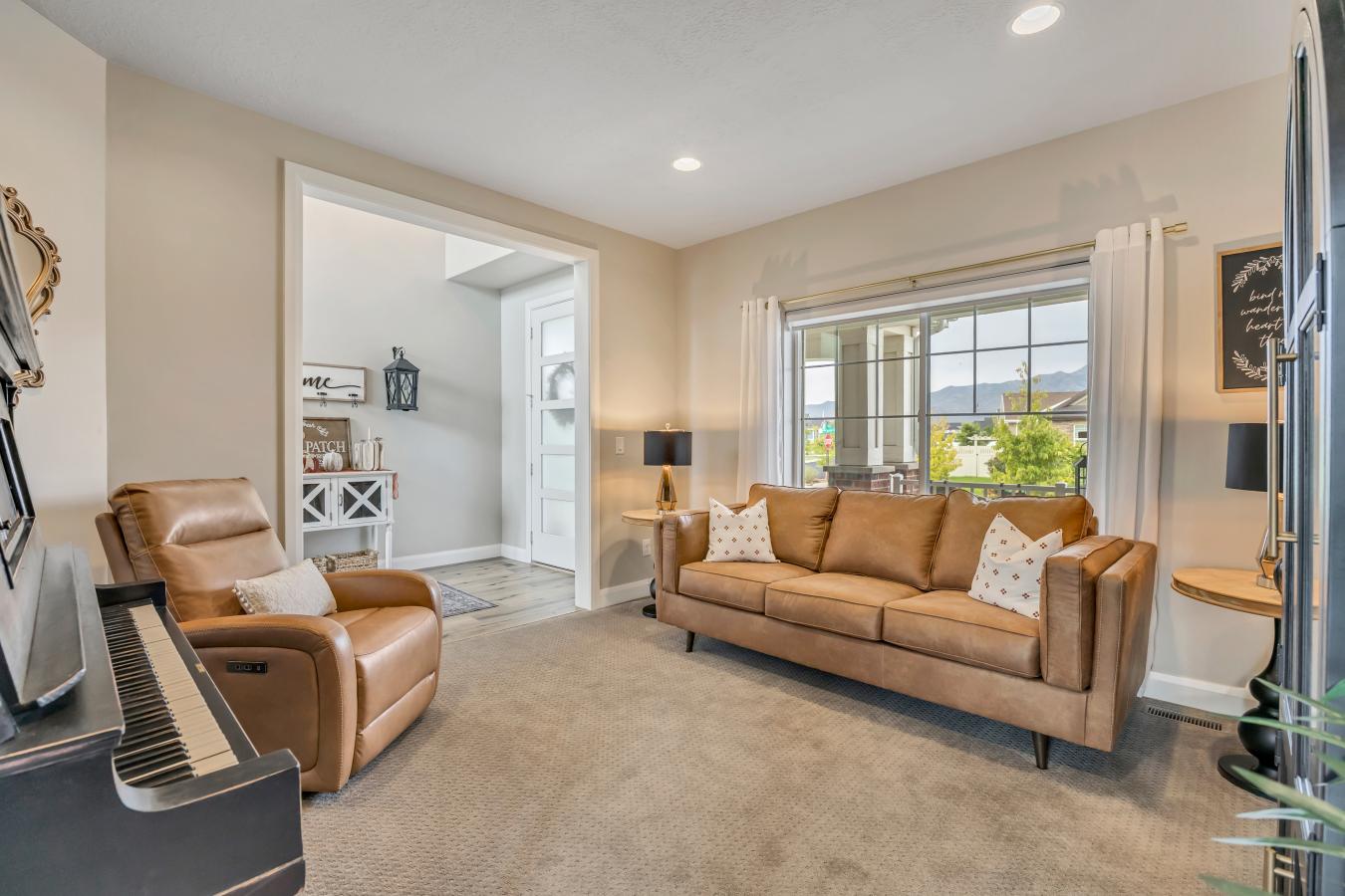 Eagle Mountain, Utah, 84005, United States, 6 Bedrooms Bedrooms, ,3 BathroomsBathrooms,Residential,For Sale,1985802