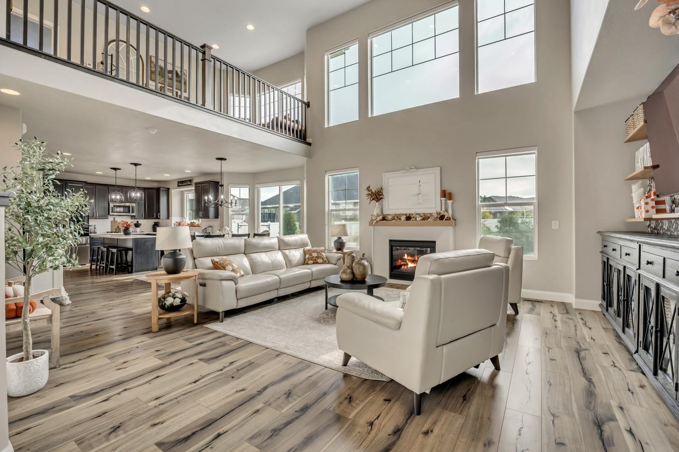 Eagle Mountain, Utah, 84005, United States, 6 Bedrooms Bedrooms, ,3 BathroomsBathrooms,Residential,For Sale,1985802