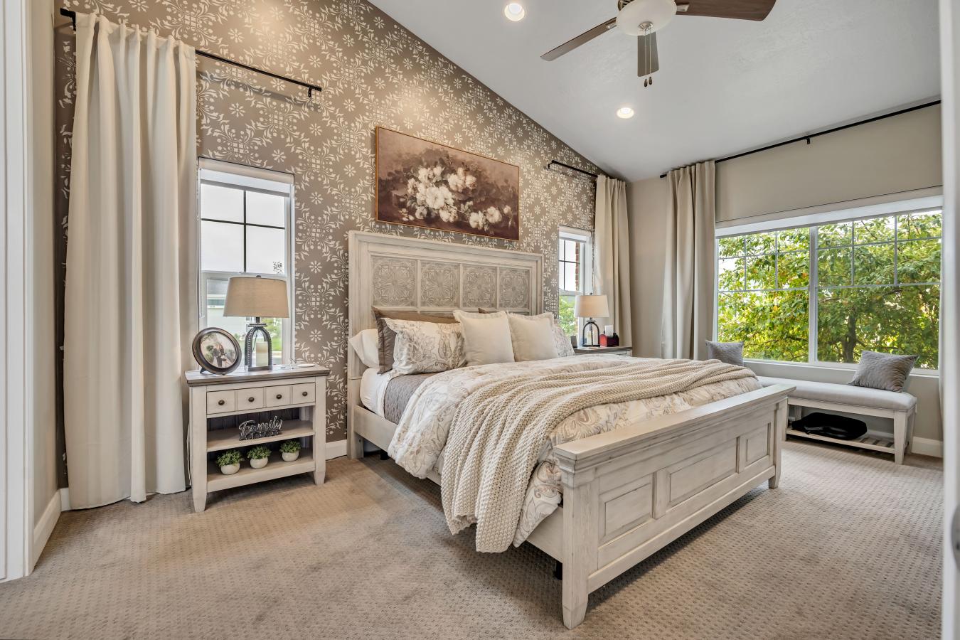 Eagle Mountain, Utah, 84005, United States, 6 Bedrooms Bedrooms, ,3 BathroomsBathrooms,Residential,For Sale,1985802