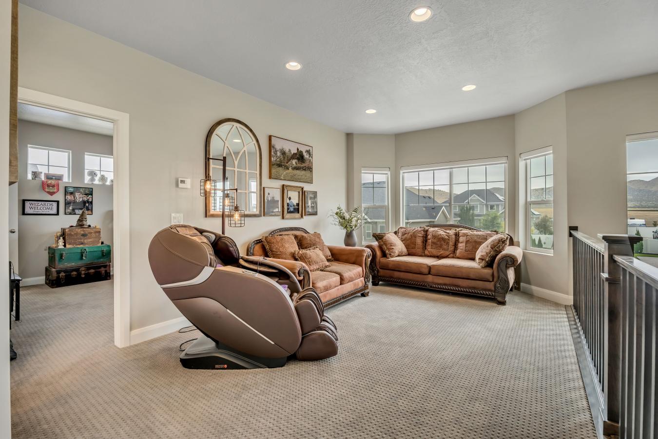 Eagle Mountain, Utah, 84005, United States, 6 Bedrooms Bedrooms, ,3 BathroomsBathrooms,Residential,For Sale,1985802