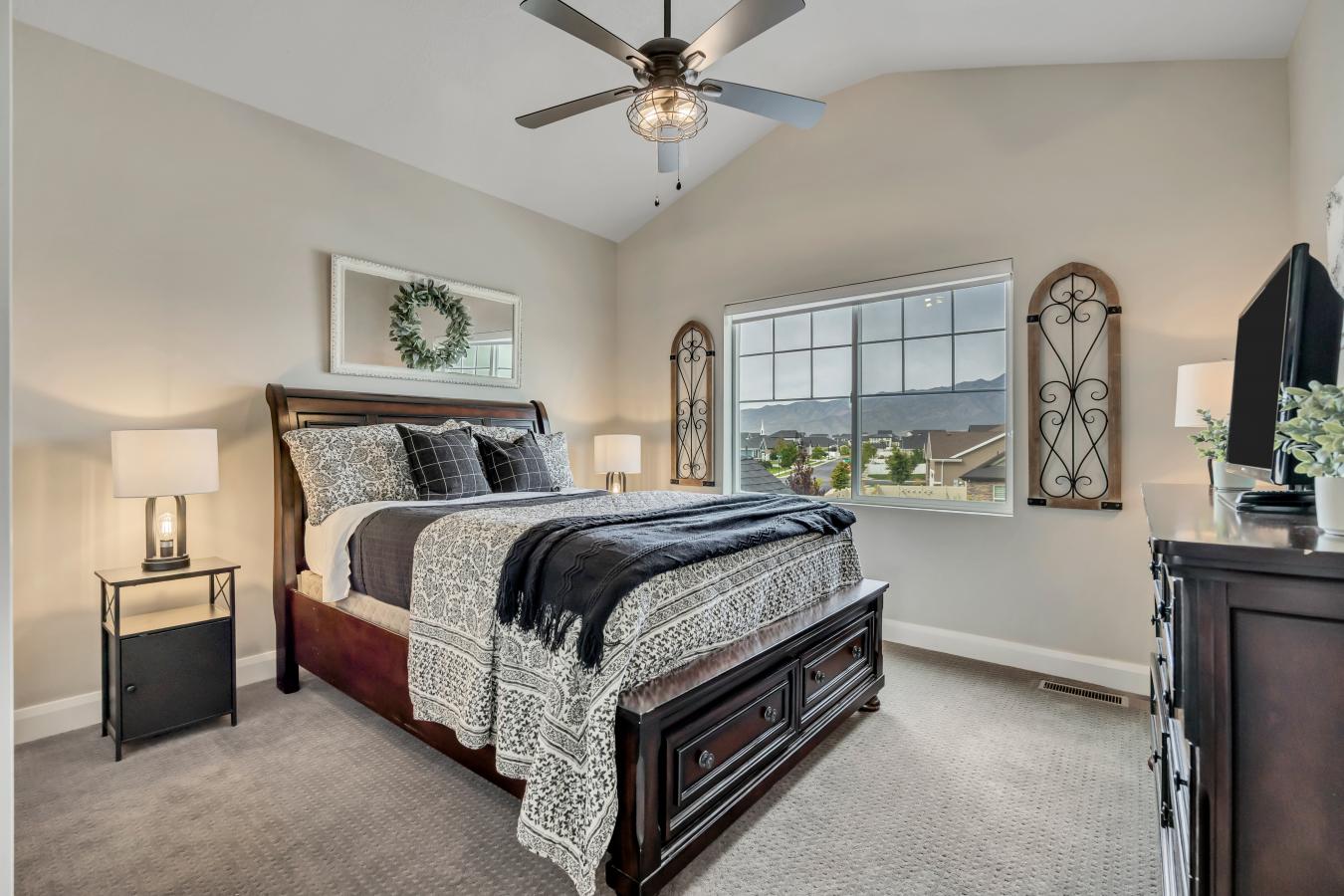 Eagle Mountain, Utah, 84005, United States, 6 Bedrooms Bedrooms, ,3 BathroomsBathrooms,Residential,For Sale,1985802