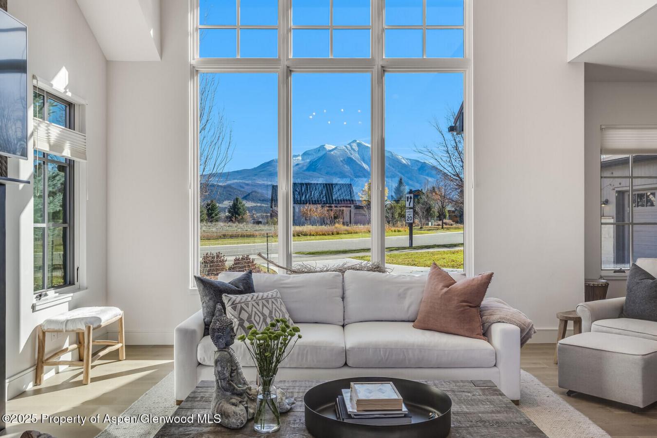 Carbondale, Garfield, 81623, United States, 4 Bedrooms Bedrooms, ,3 BathroomsBathrooms,Residential,For Sale,1985798