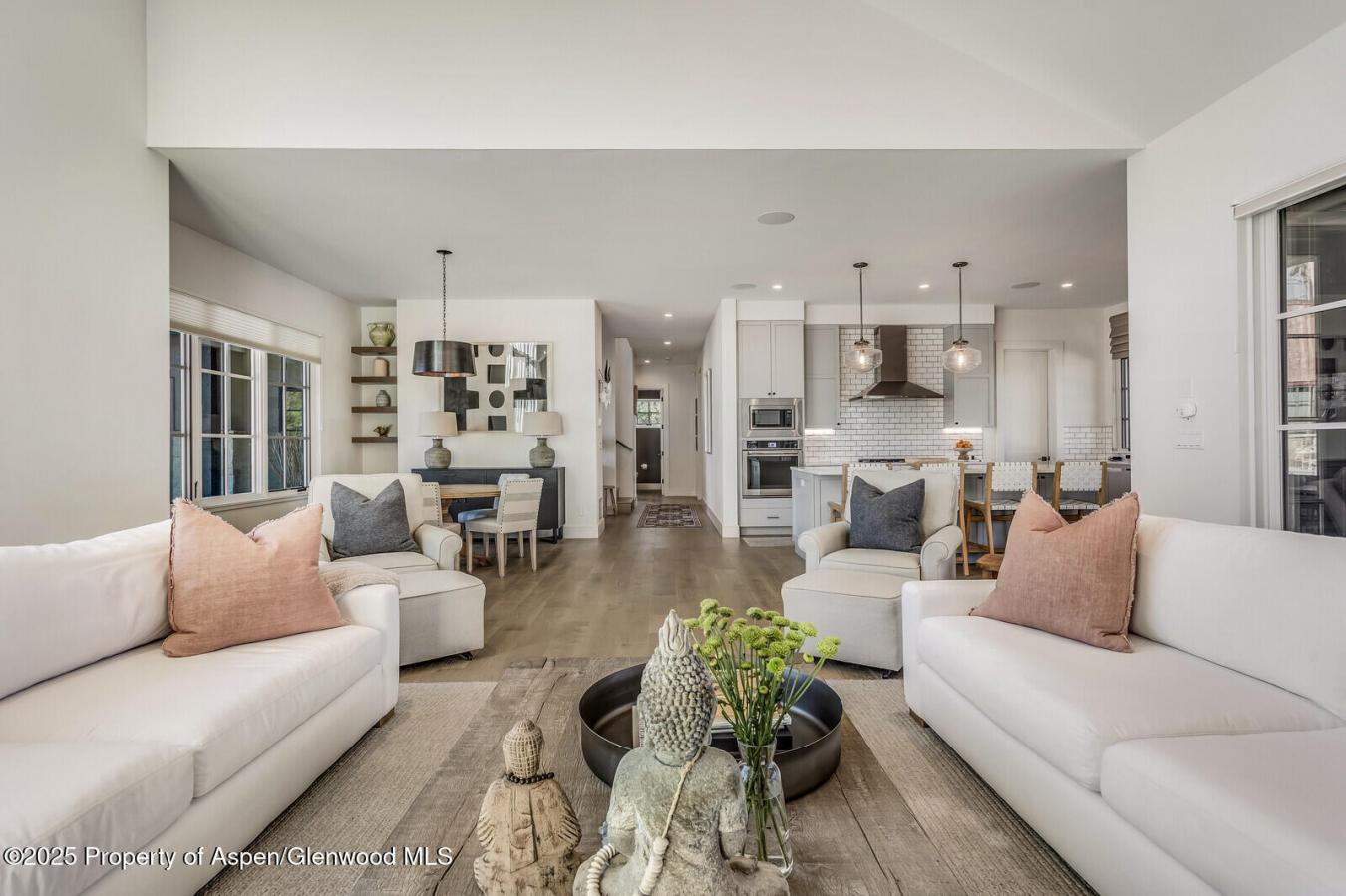 Carbondale, Garfield, 81623, United States, 4 Bedrooms Bedrooms, ,3 BathroomsBathrooms,Residential,For Sale,1985798