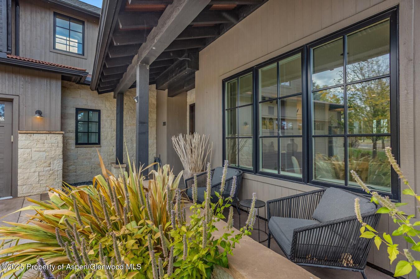 Carbondale, Garfield, 81623, United States, 4 Bedrooms Bedrooms, ,3 BathroomsBathrooms,Residential,For Sale,1985798