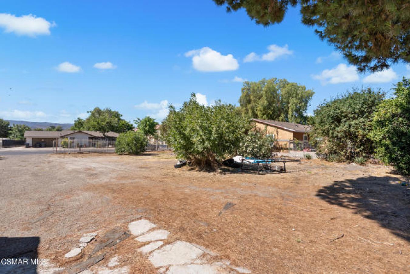 Simi Valley, Ventura, 93065, United States, 4 Bedrooms Bedrooms, ,2 BathroomsBathrooms,Residential,For Sale,1985800