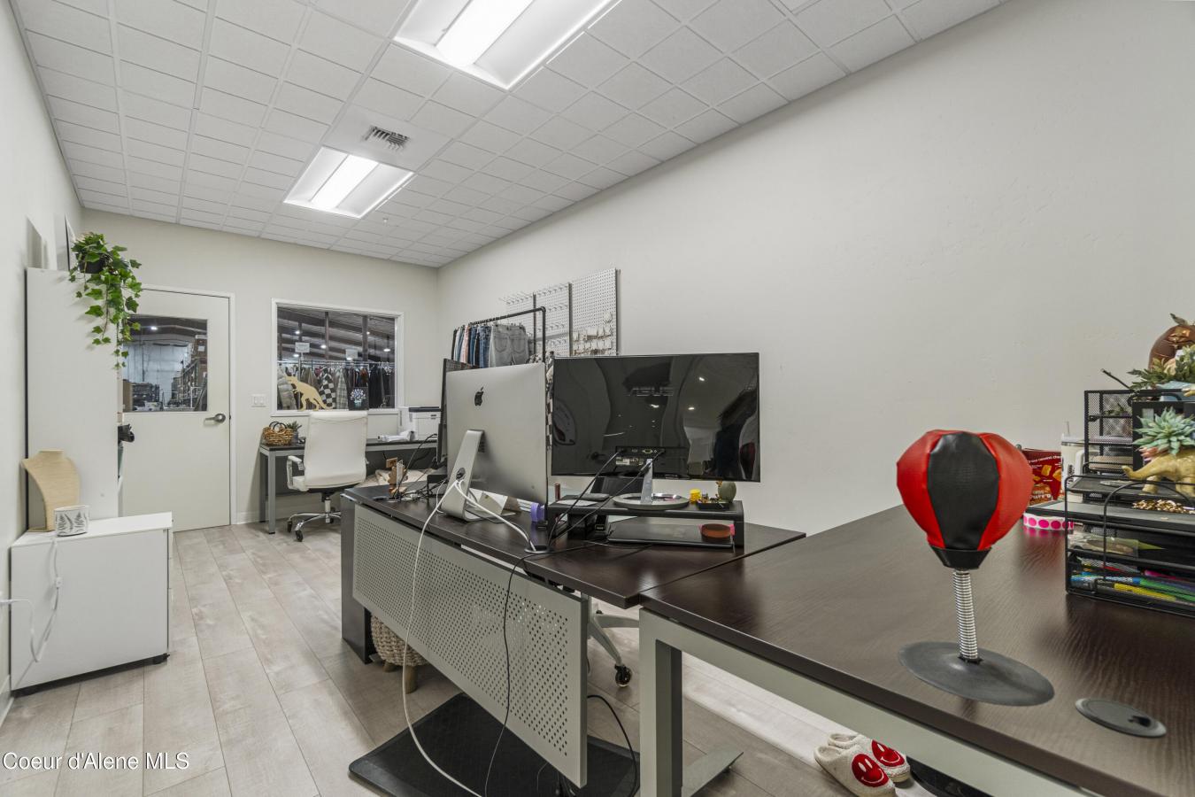 Post Falls, Kootenai, 83854, United States, ,Residential,For Sale,1985799