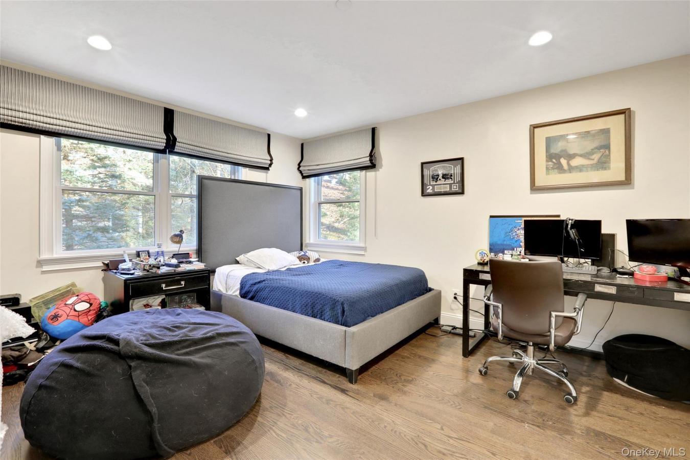 Greenburgh, Westchester County, 10533, United States, 5 Bedrooms Bedrooms, ,6 BathroomsBathrooms,Residential,For Sale,1985793