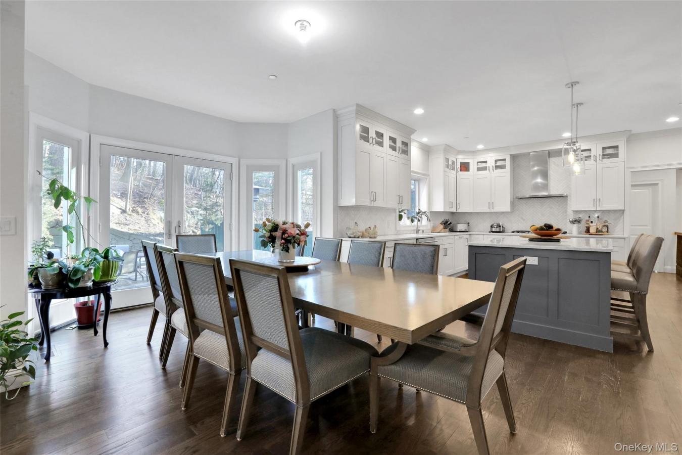 Greenburgh, Westchester County, 10533, United States, 5 Bedrooms Bedrooms, ,6 BathroomsBathrooms,Residential,For Sale,1985793