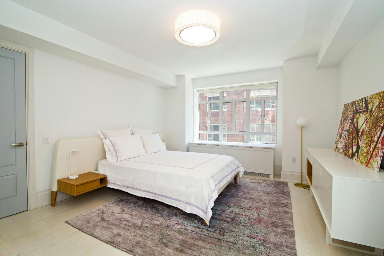 New York, New York, 10065, United States, 2 Bedrooms Bedrooms, ,2 BathroomsBathrooms,Residential,For Sale,1985794