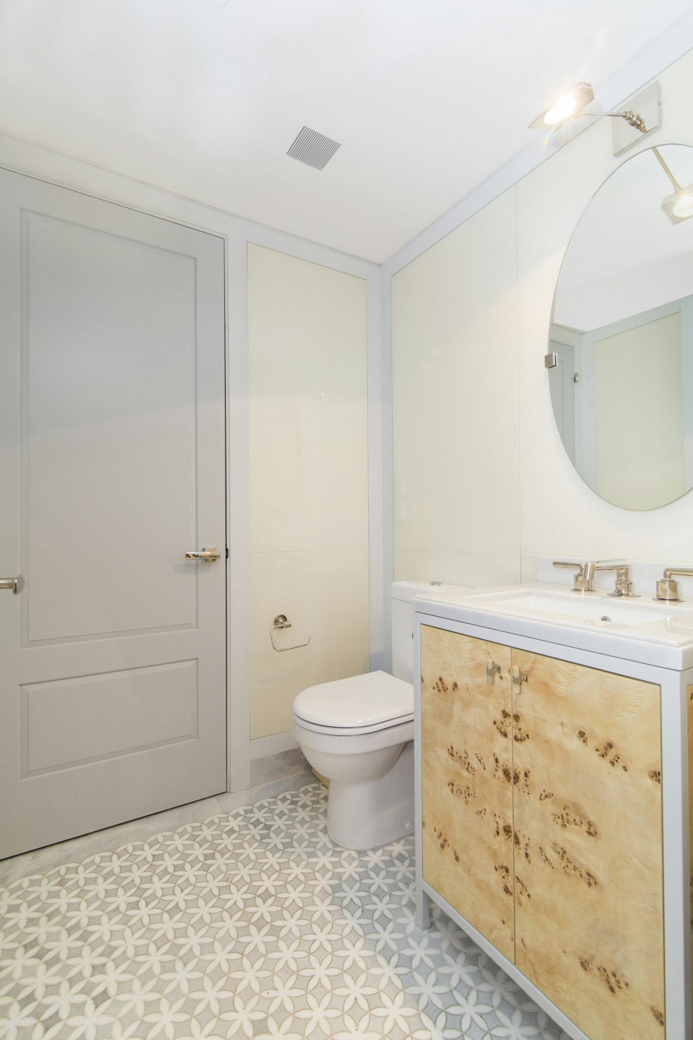 New York, New York, 10065, United States, 2 Bedrooms Bedrooms, ,2 BathroomsBathrooms,Residential,For Sale,1985794